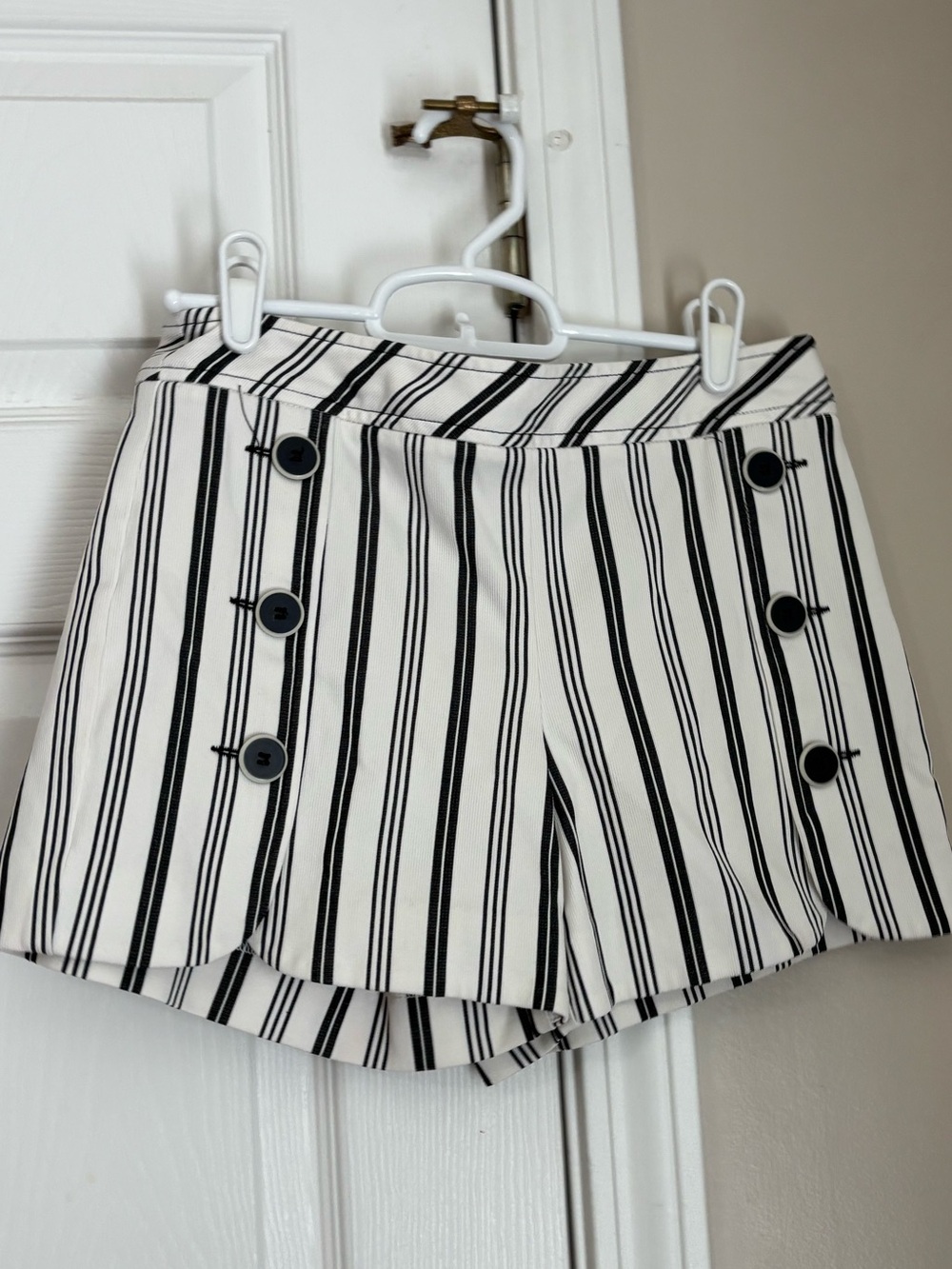 Trina Turk - Striped Black & White Women's Button-Front Shorts
